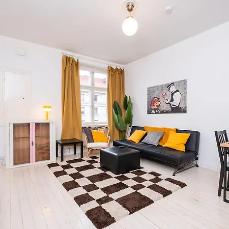 아파트 Heartbeat Of Kallio - Stylish 2br